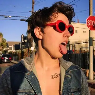 6686体育app特邀作者葉飄蕶