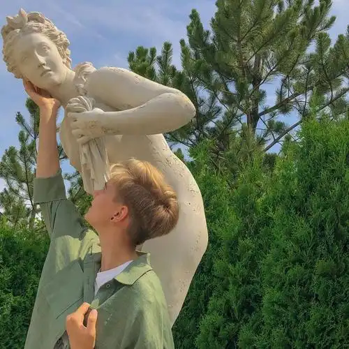 6686体育app首席作者Freda