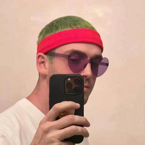 6686体育app官方作者Dominic