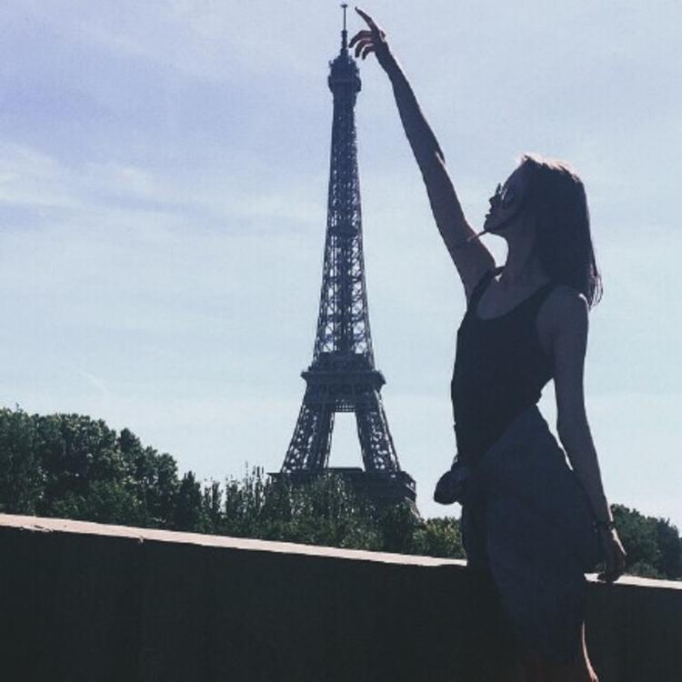 6686体育app初级作者Queen