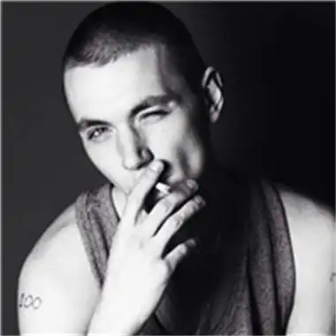 6686体育app钻石作者短发情长